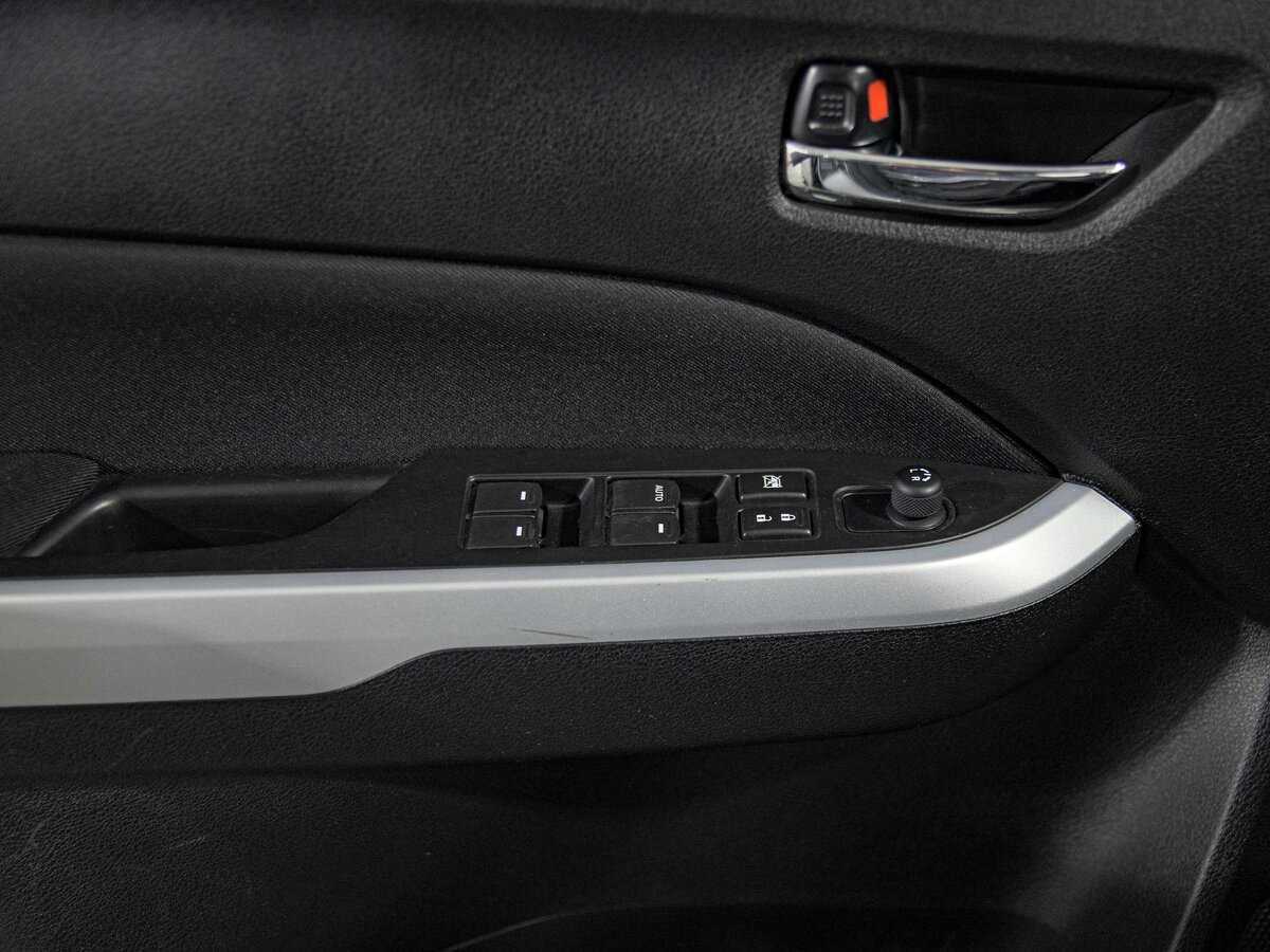 Купить Suzuki Vitara, 2017, 74 870 км.. Фото: #11