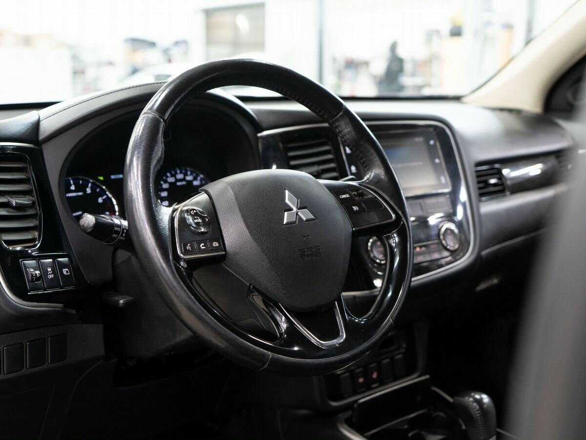 Купить Mitsubishi Outlander, 2017, 191 000 км.. Фото: #4
