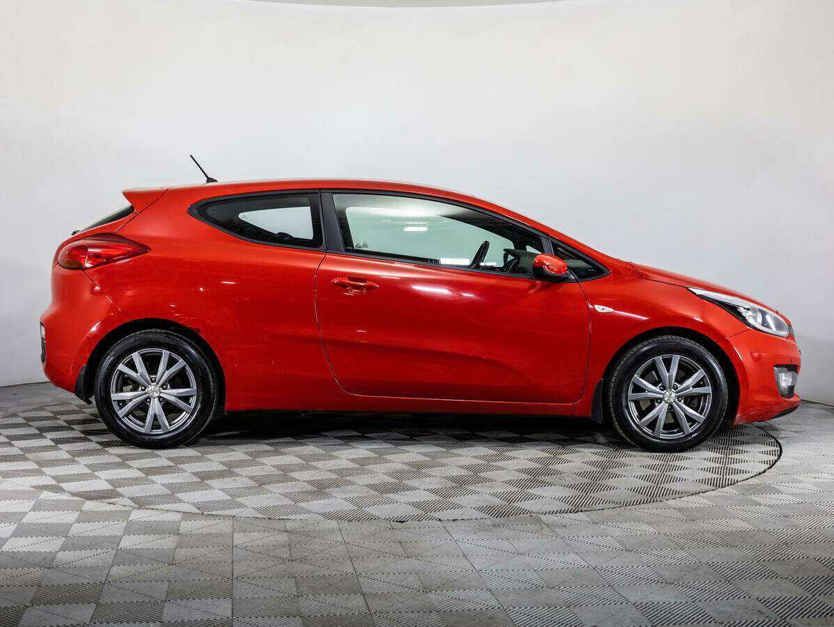 Купить Kia Ceed, 2014, 78 650 км.. Фото: #3