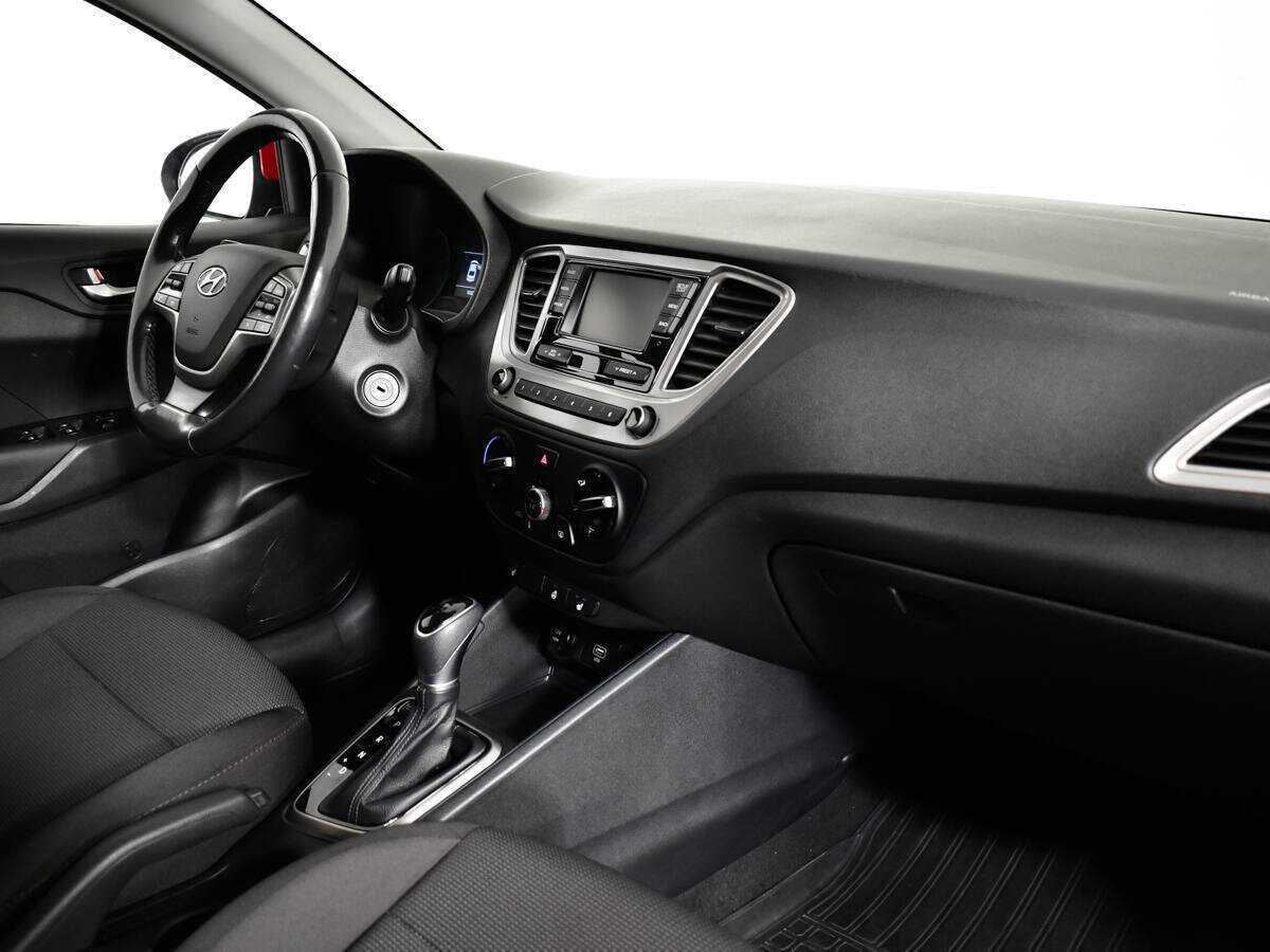 Купить Hyundai Solaris, 2019, 103 231 км.. Фото: #7