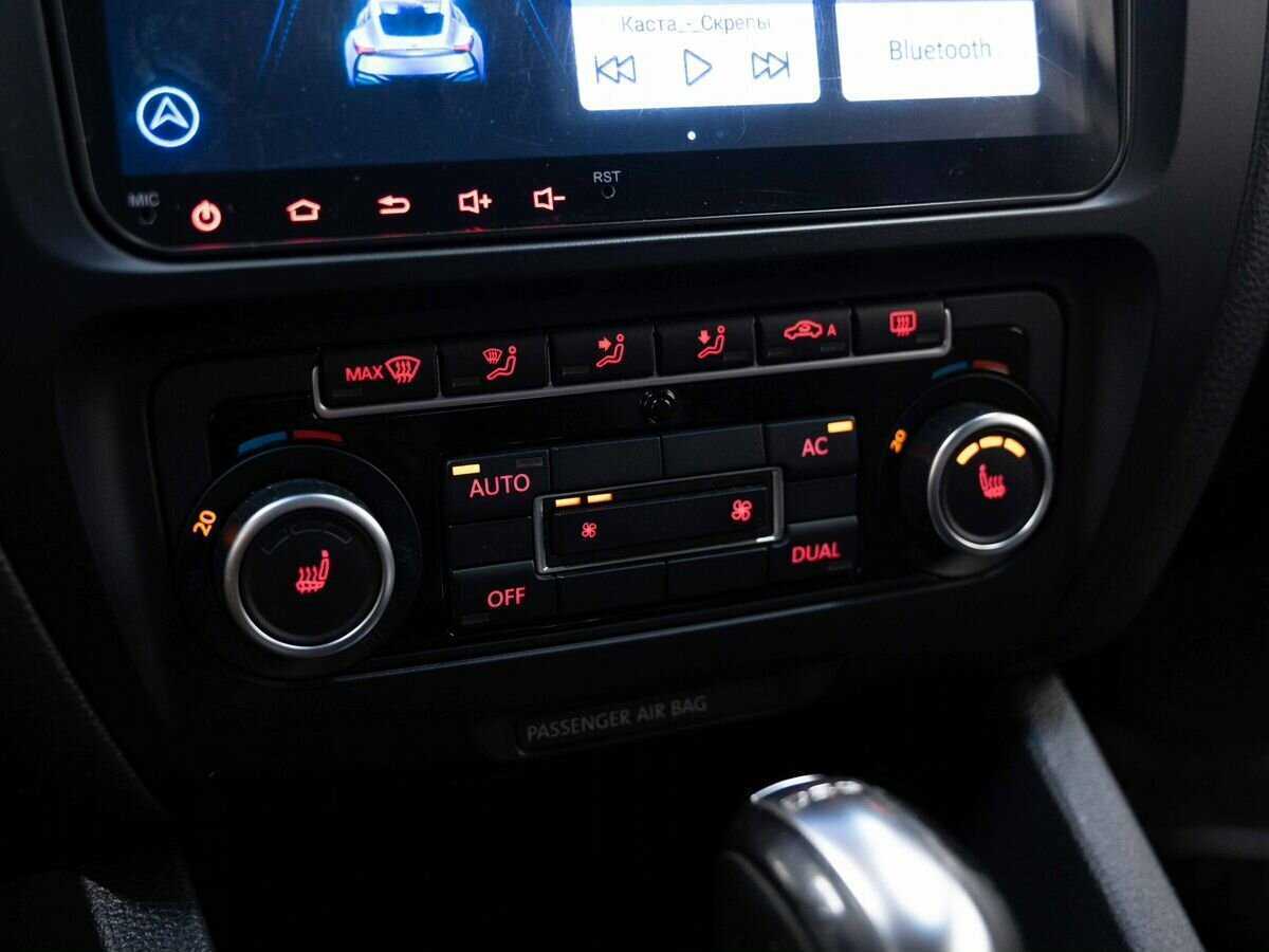 Купить Volkswagen Jetta, 2012, 200 216 км.. Фото: #19