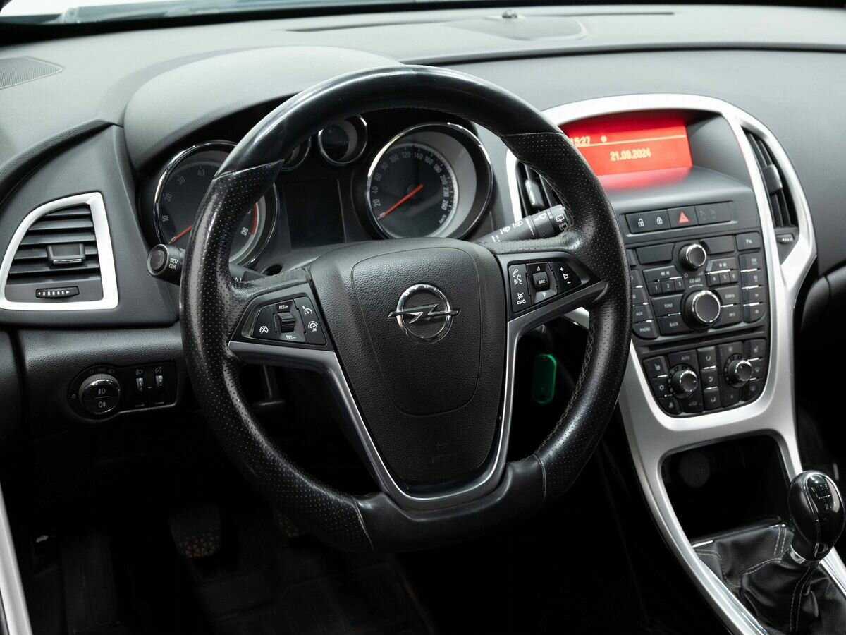 Купить Opel Astra, 2013, 209 300 км.. Фото: #12
