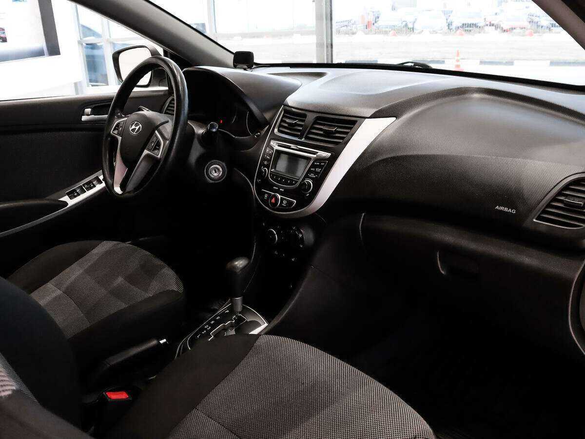 Купить Hyundai Solaris, 2012, 124 753 км.. Фото: #10