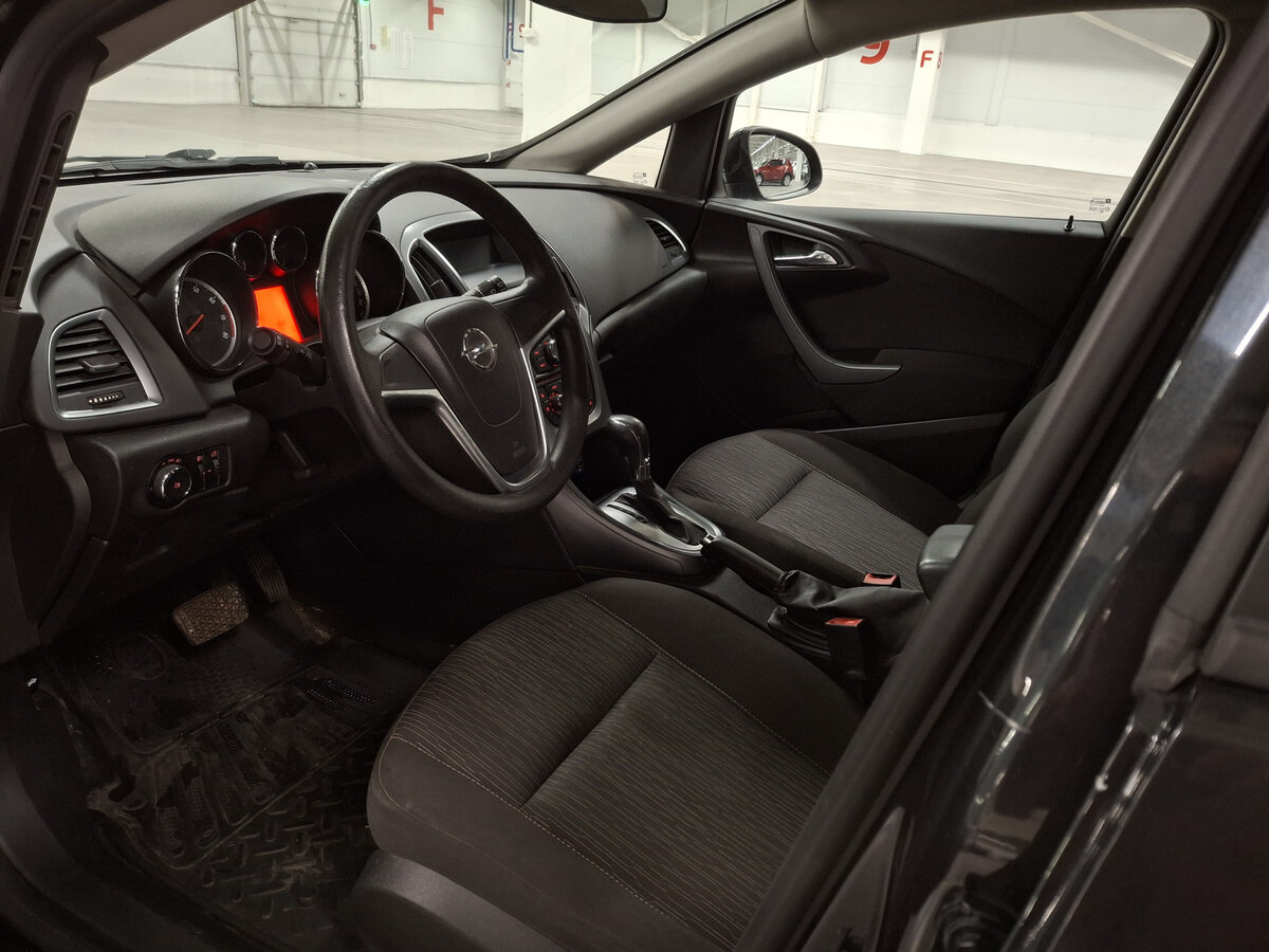 Купить Opel Astra, 2013, 173 682 км.. Фото: #14
