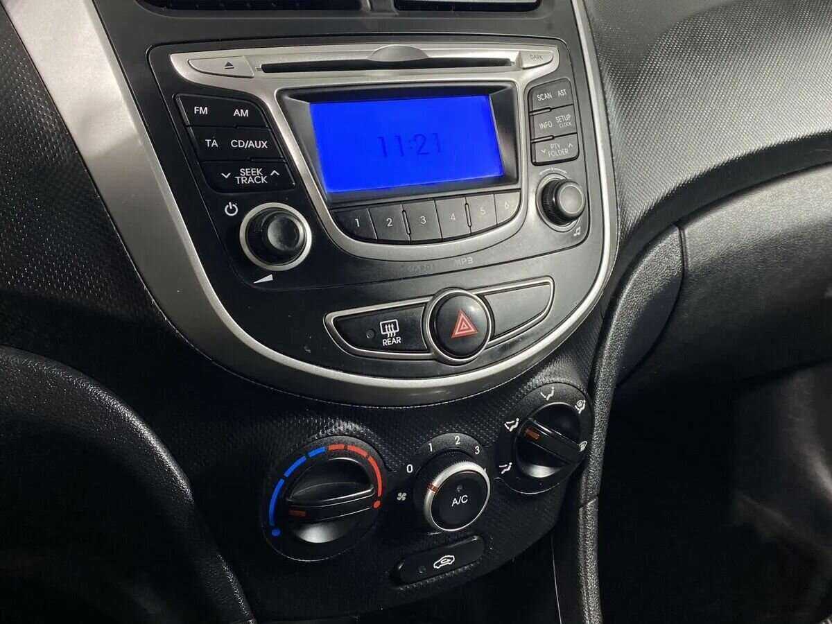 Купить Hyundai Solaris, 2014, 69 500 км.. Фото: #11