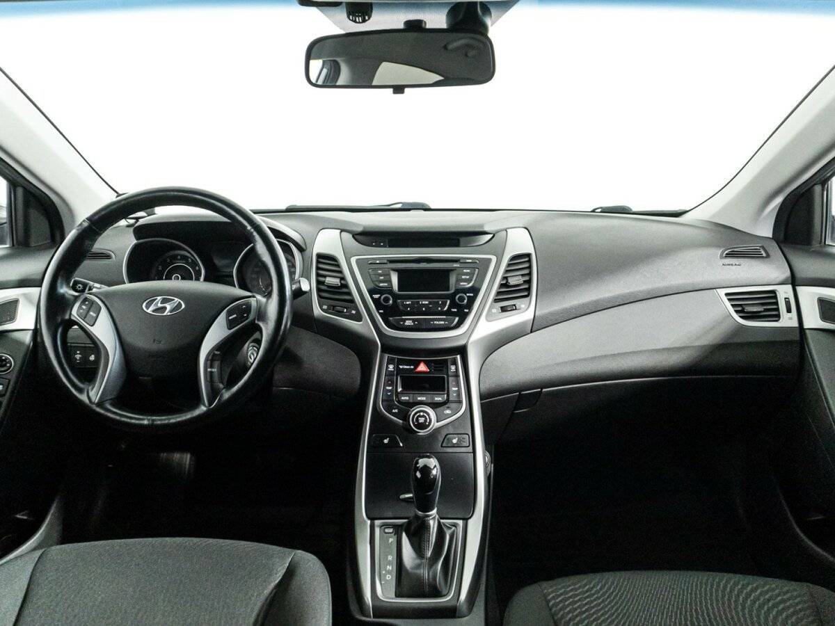 Купить Hyundai Elantra, 2015, 89 590 км.. Фото: #12