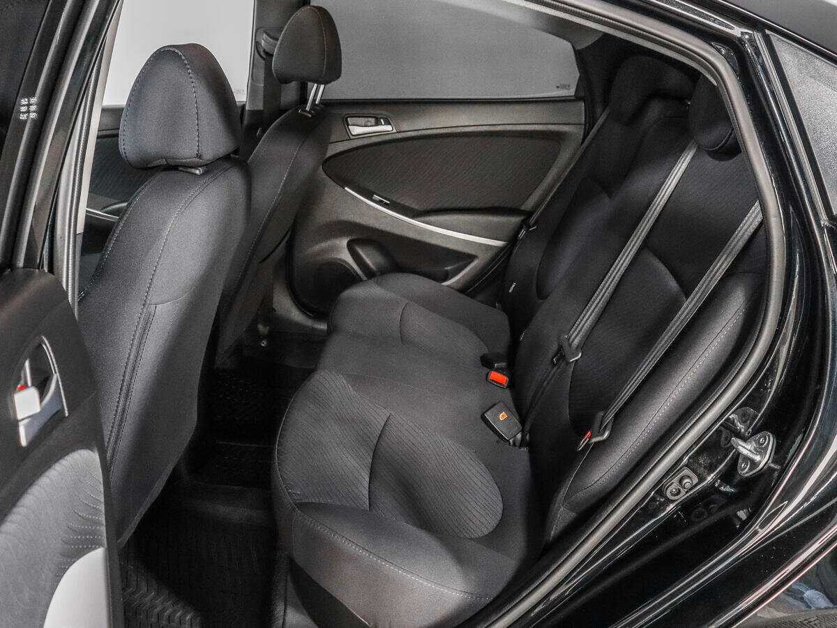 Купить Hyundai Solaris, 2015, 125 082 км.. Фото: #10