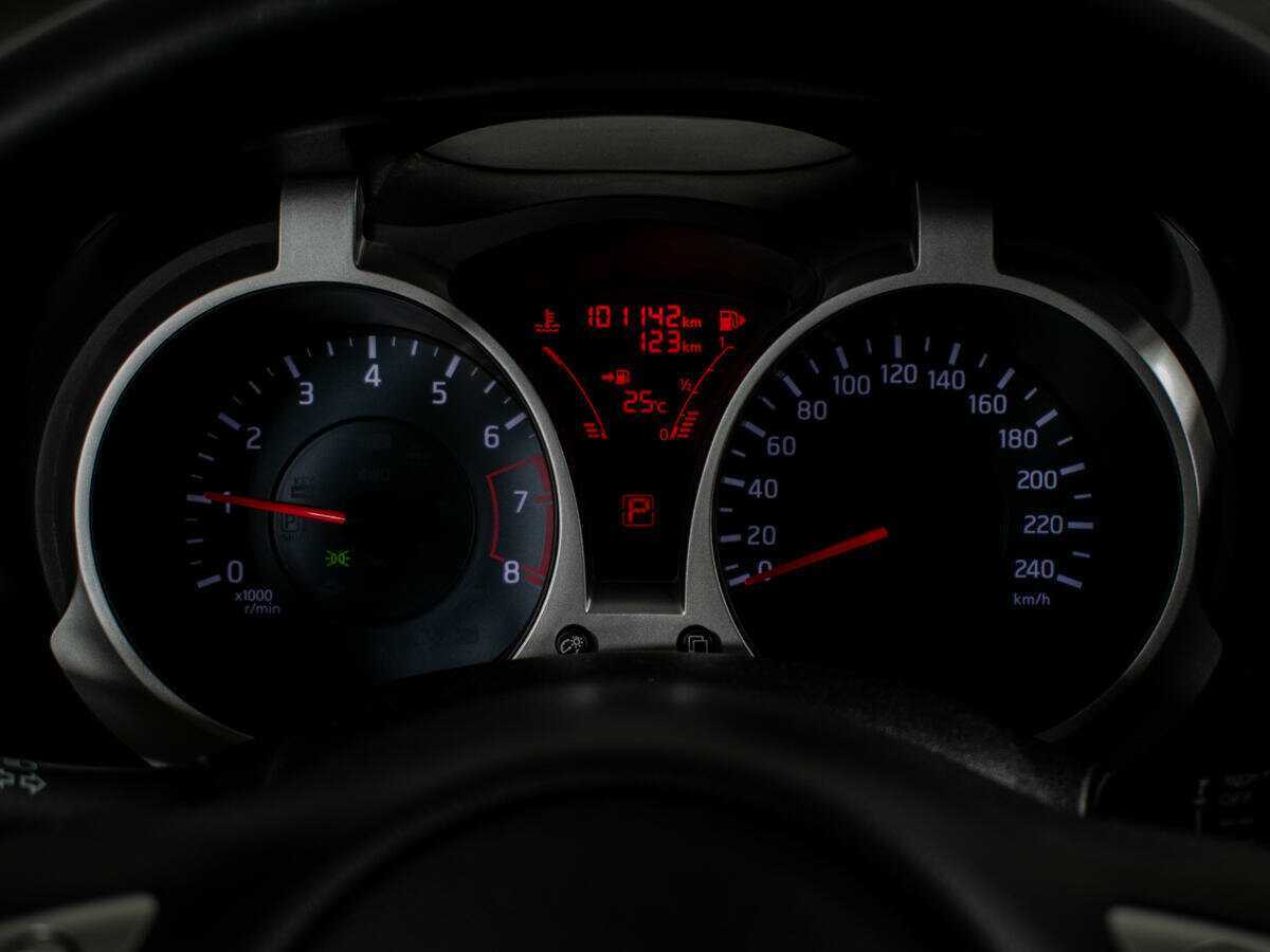 Купить Nissan Juke, 2014, 101 140 км.. Фото: #9