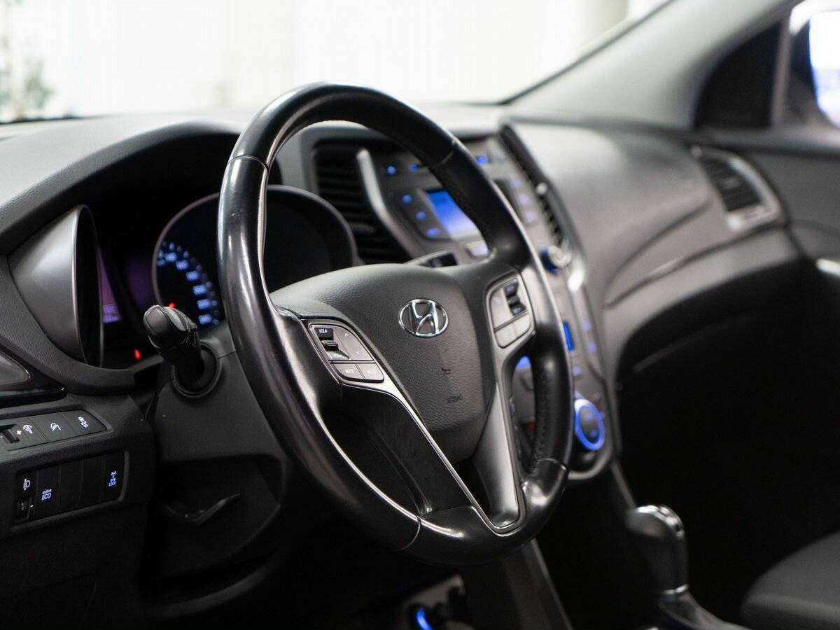 Купить Hyundai Santa Fe, 2013, 87 121 км.. Фото: #4