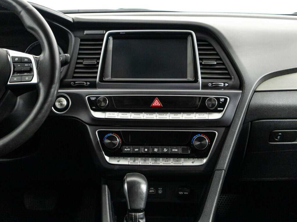 Купить Hyundai Sonata, 2019, 66 693 км.. Фото: #13