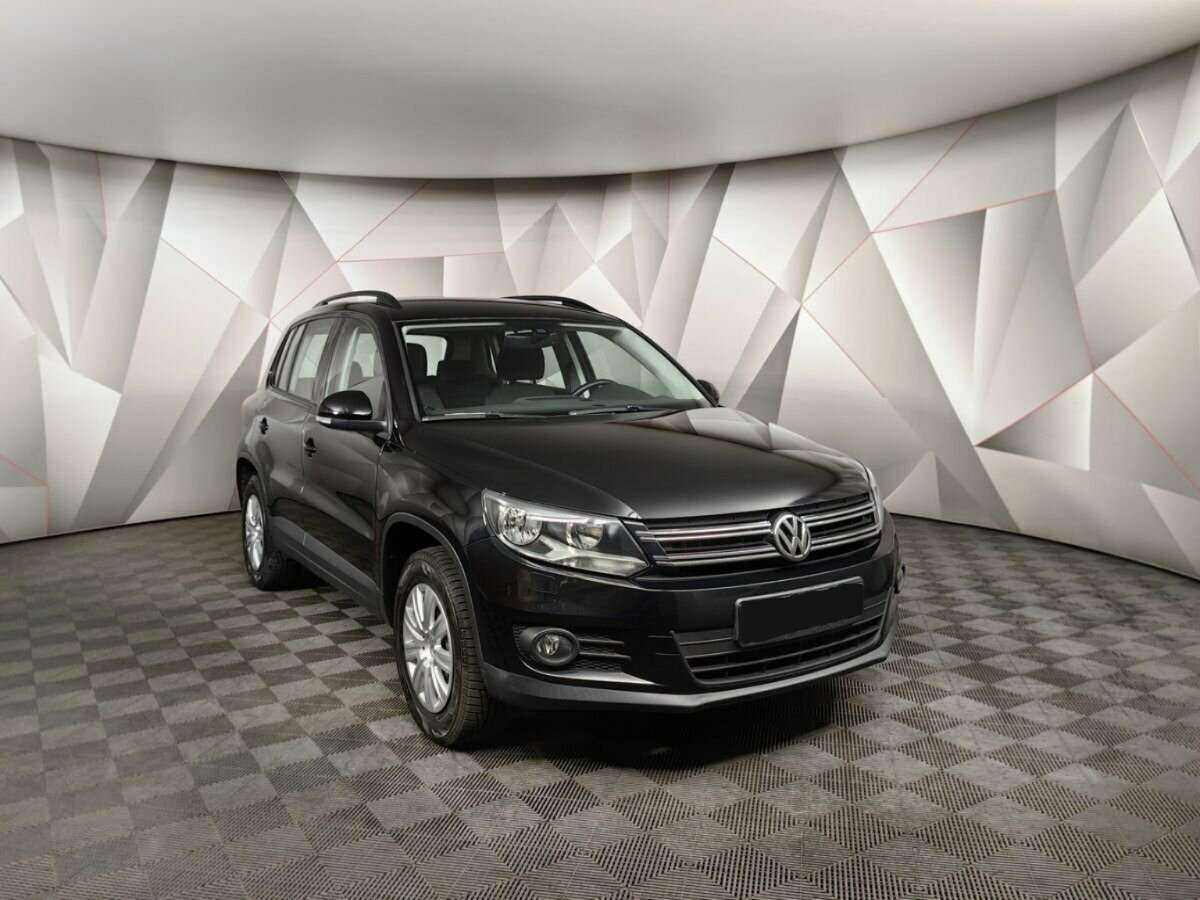 Купить Volkswagen Tiguan, 2013, 79 949 км.. Фото: #2