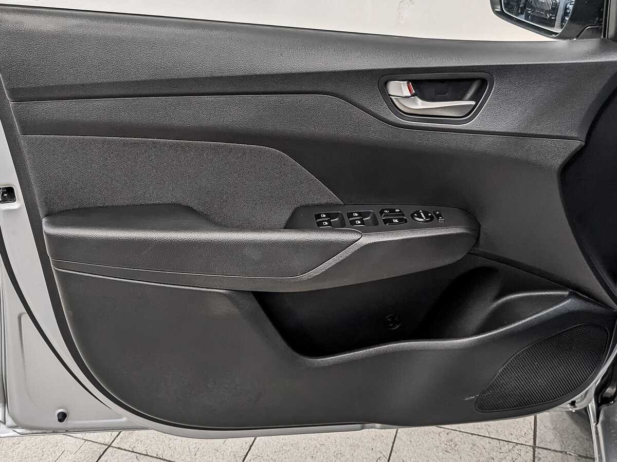 Купить Hyundai Solaris, 2018, 59 228 км.. Фото: #18