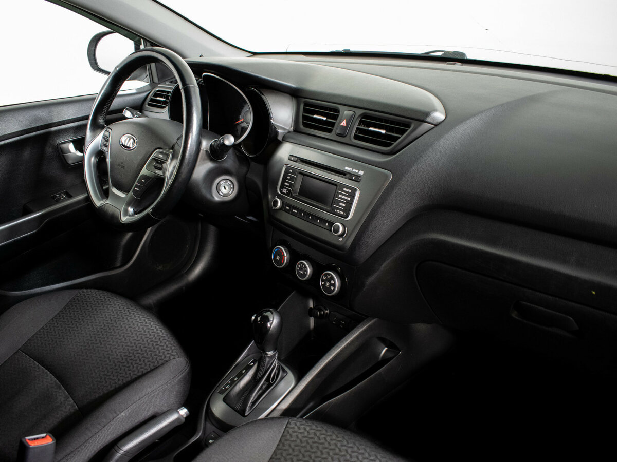 Купить Kia Rio, 2015, 109 935 км.. Фото: #9