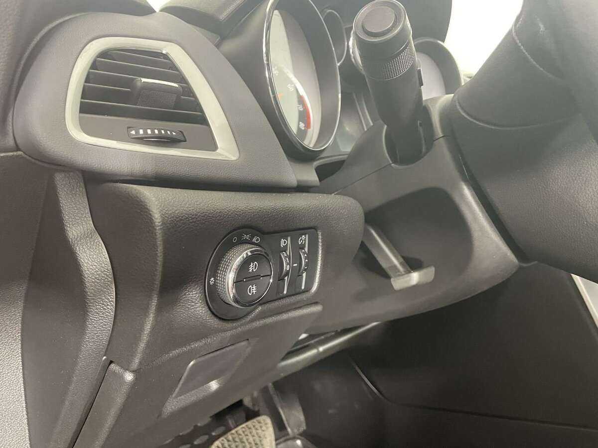 Купить Opel Astra, 2013, 112 653 км.. Фото: #8