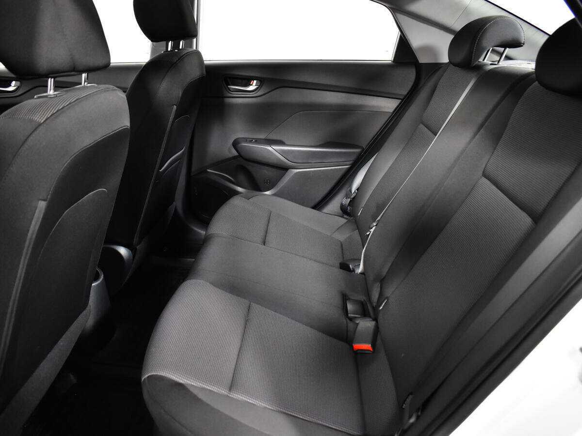 Купить Hyundai Solaris, 2017, 87 996 км.. Фото: #9