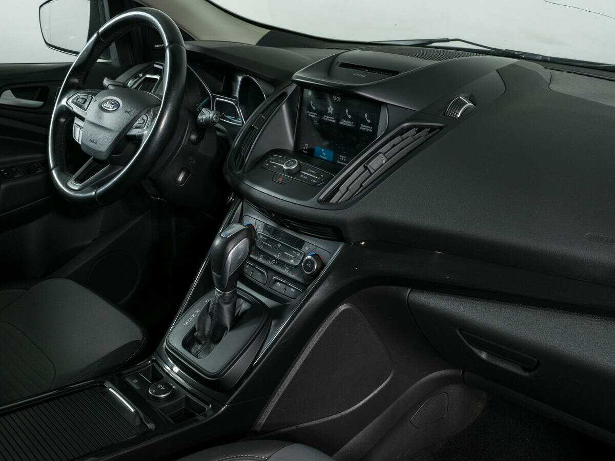 Купить Ford Kuga, 2017, 97 359 км.. Фото: #6