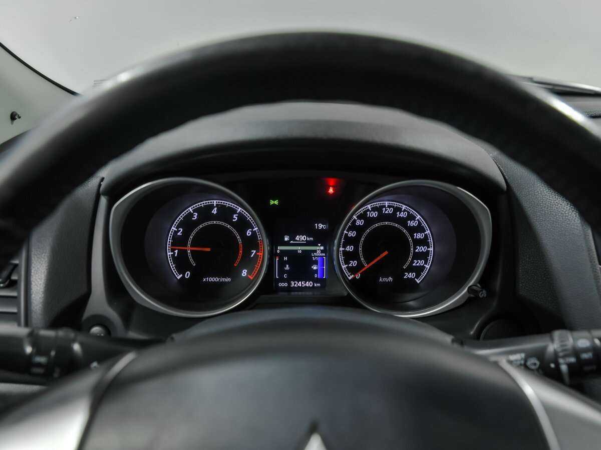 Купить Mitsubishi ASX, 2012, 324 537 км.. Фото: #6