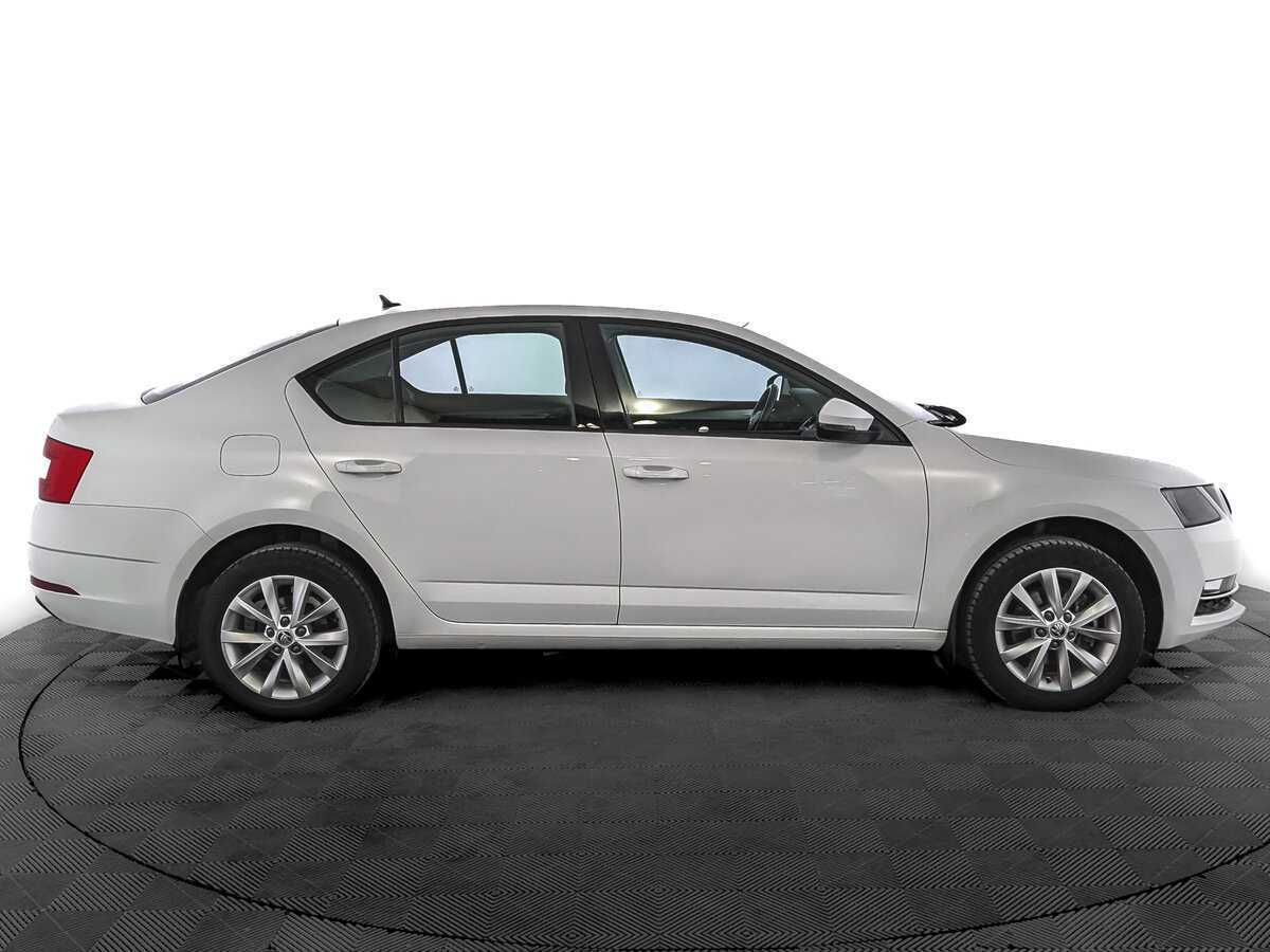 Купить Skoda Octavia, 2019, 147 437 км.. Фото: #3