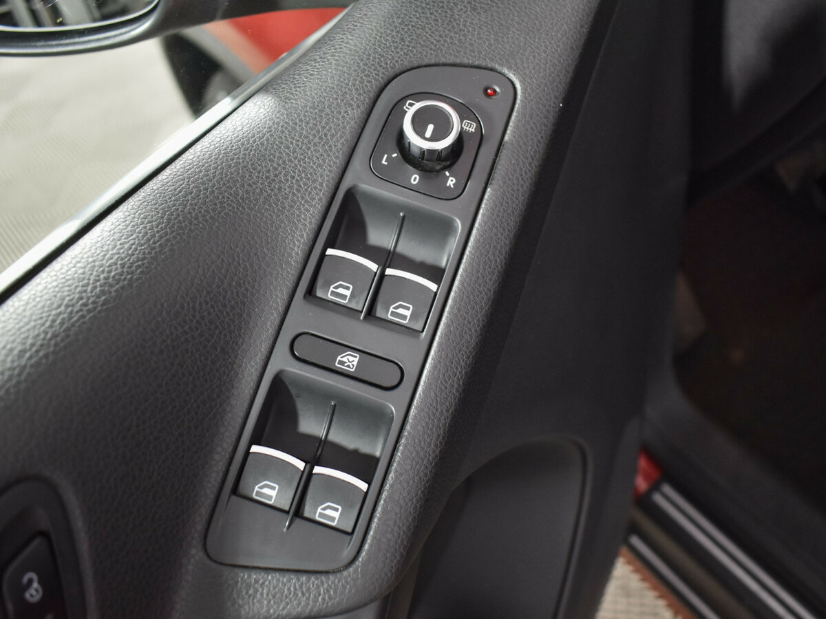 Купить Volkswagen Tiguan, 2013, 169 236 км.. Фото: #13