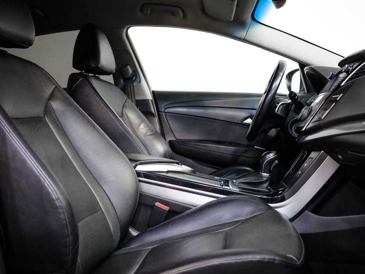 Купить Hyundai i40, 2015, 140 460 км.. Фото: #10