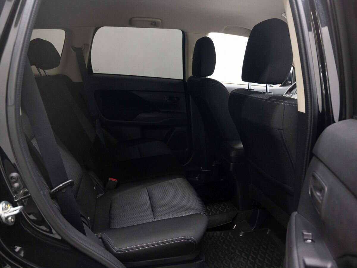 Купить Mitsubishi Outlander, 2016, 74 202 км.. Фото: #9