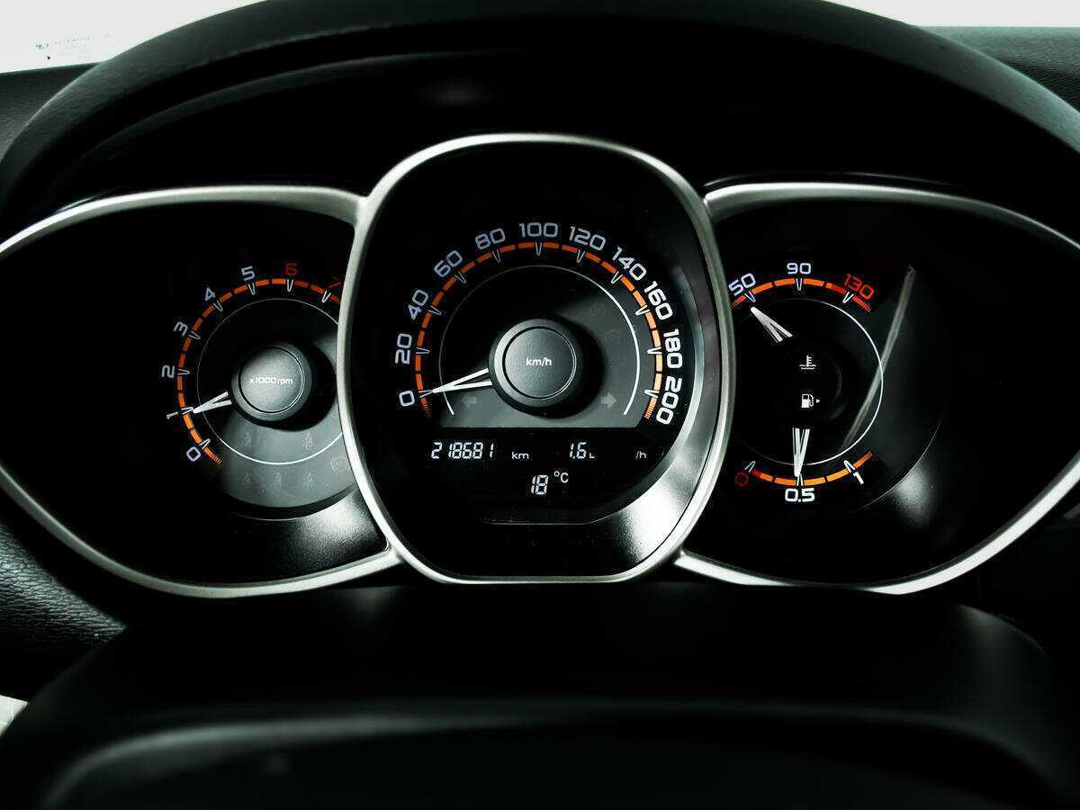 Купить Lada (ВАЗ) Vesta, 2017, 218 644 км.. Фото: #9