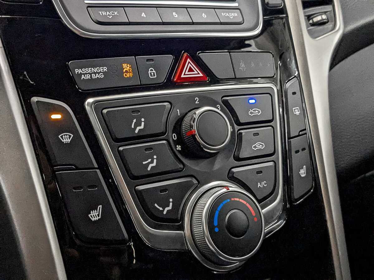 Купить Hyundai i30, 2015, 65 329 км.. Фото: #20