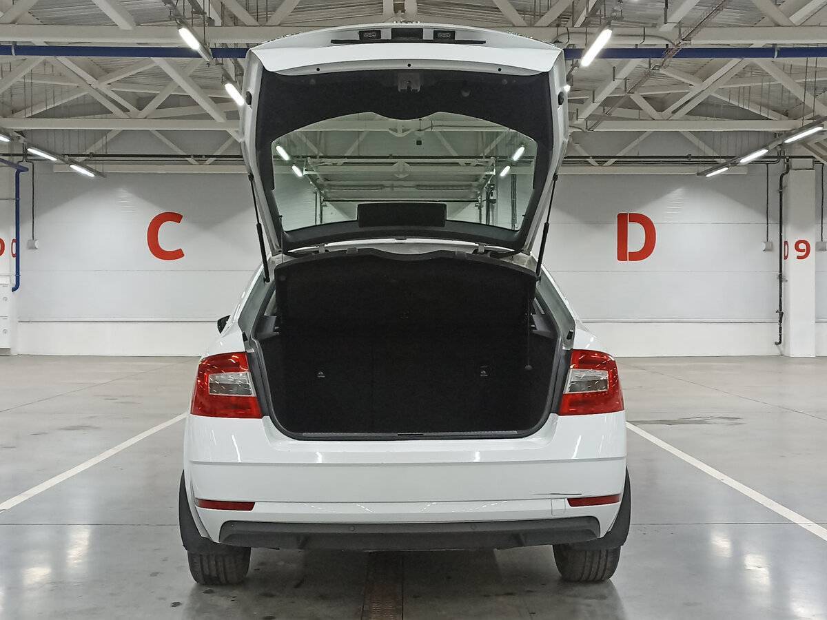 Купить Skoda Octavia, 2018, 169 989 км.. Фото: #9
