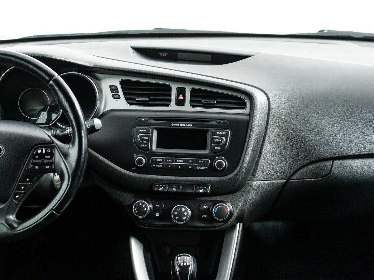 Купить Kia Ceed, 2013, 202 302 км.. Фото: #13
