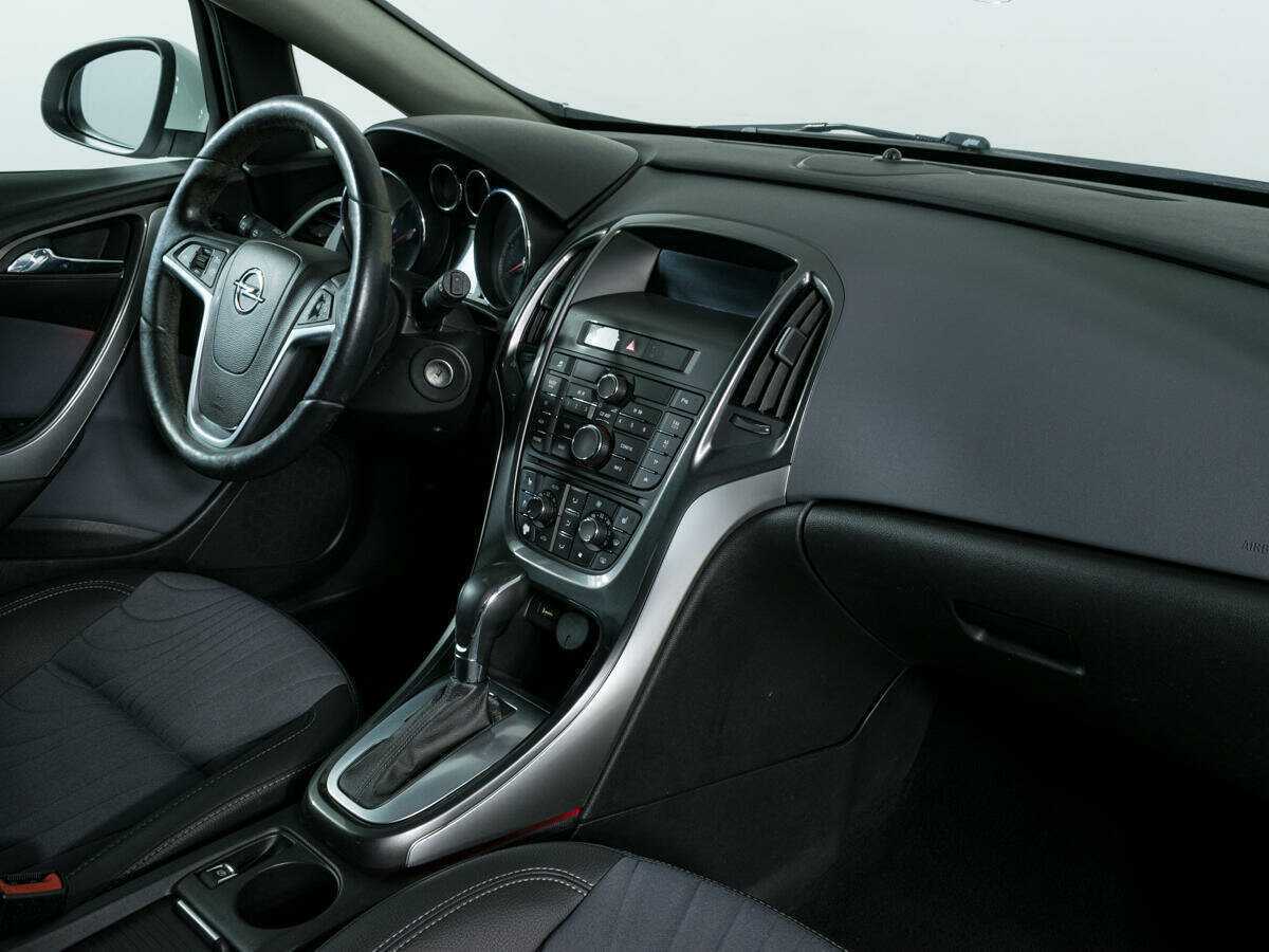 Купить Opel Astra, 2013, 147 856 км.. Фото: #7