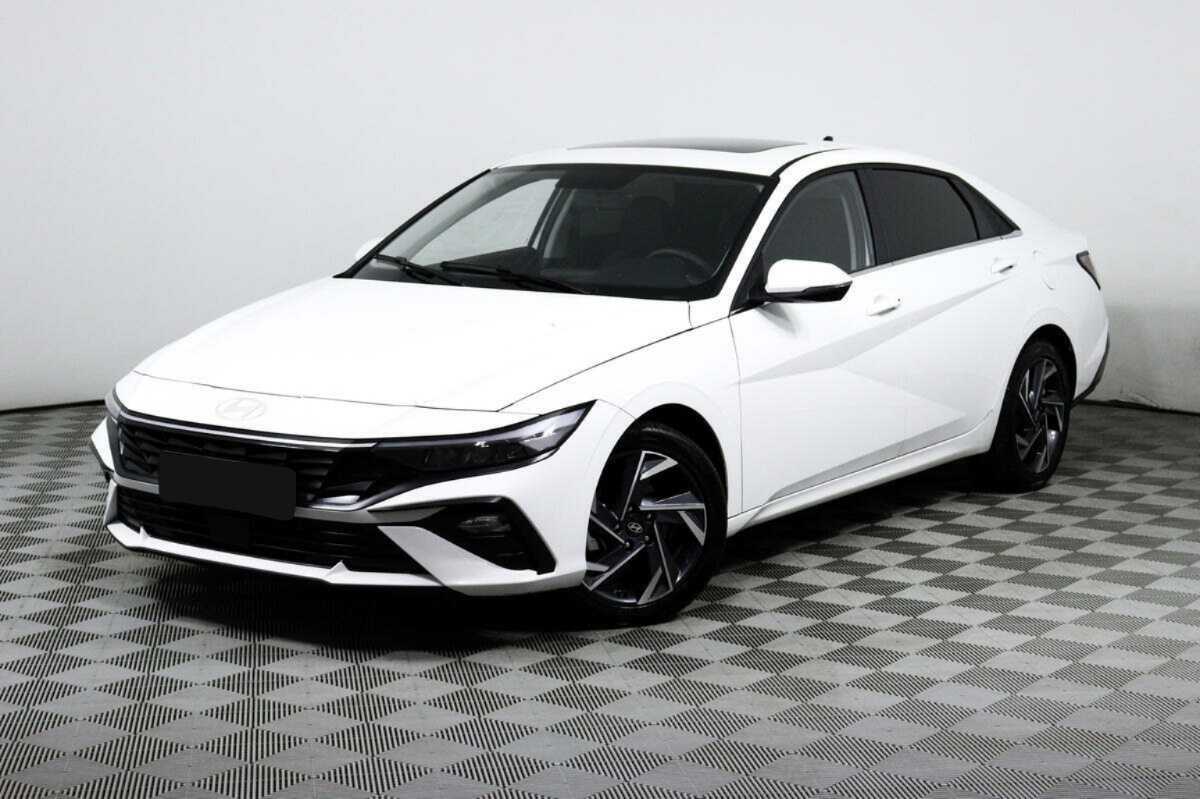 Купить Hyundai Elantra, 2023, 12 959 км.. Посмотреть фото