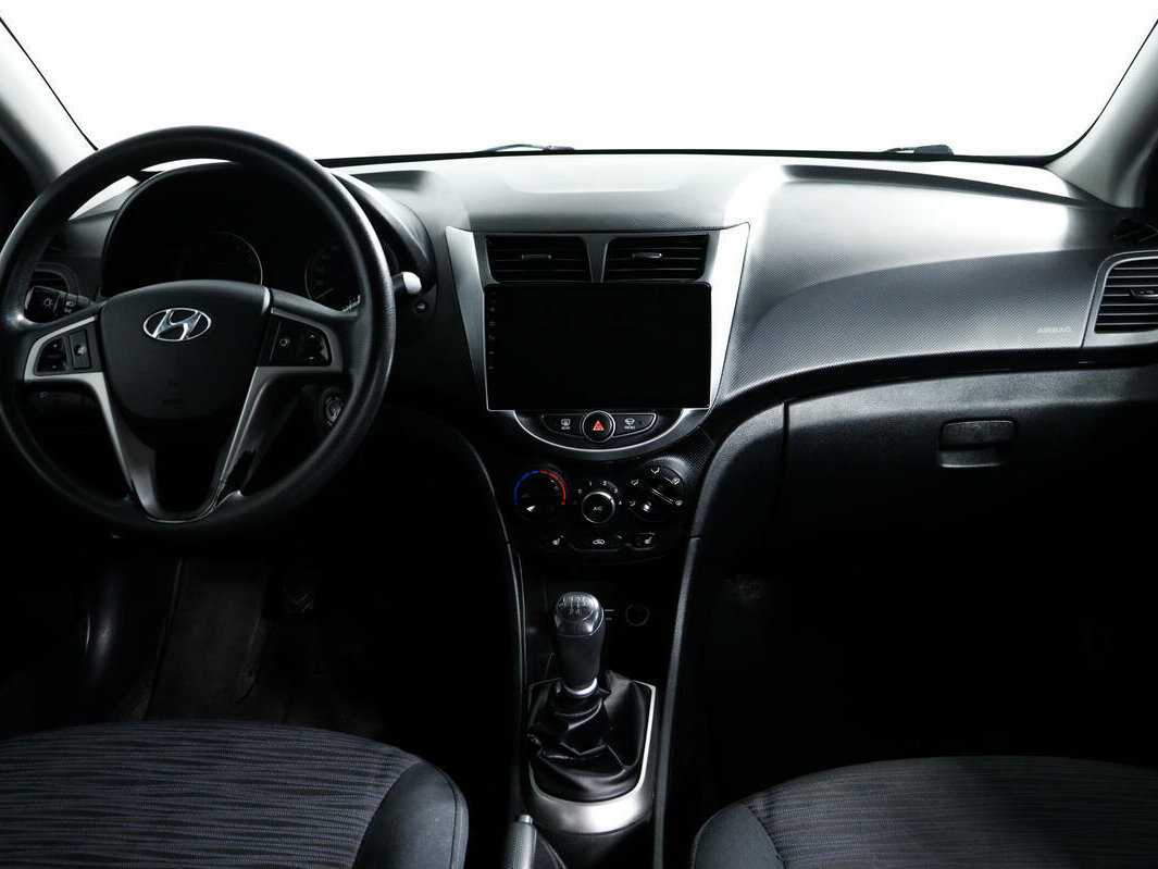 Купить Hyundai Solaris, 2015, 201 554 км.. Фото: #10