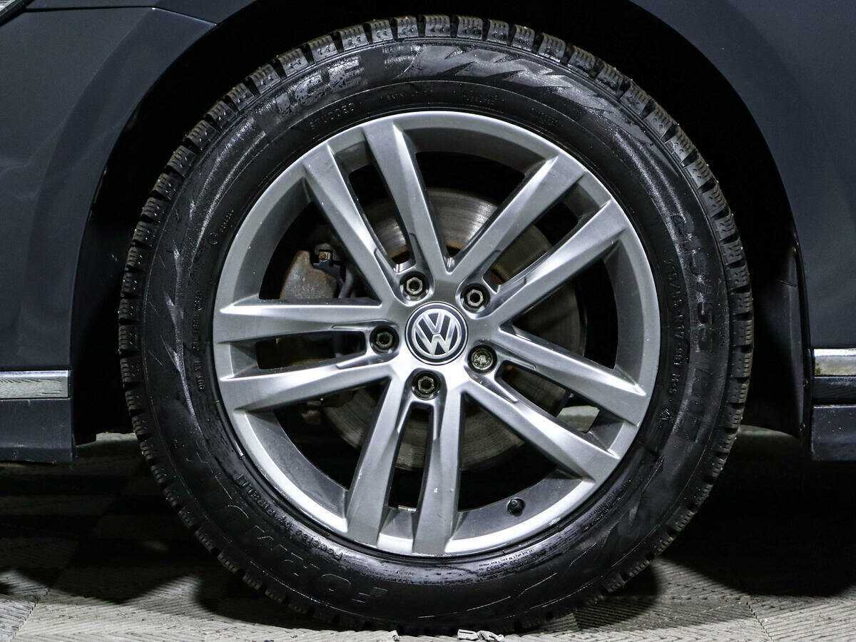 Купить Volkswagen Passat, 2017, 187 575 км.. Фото: #12