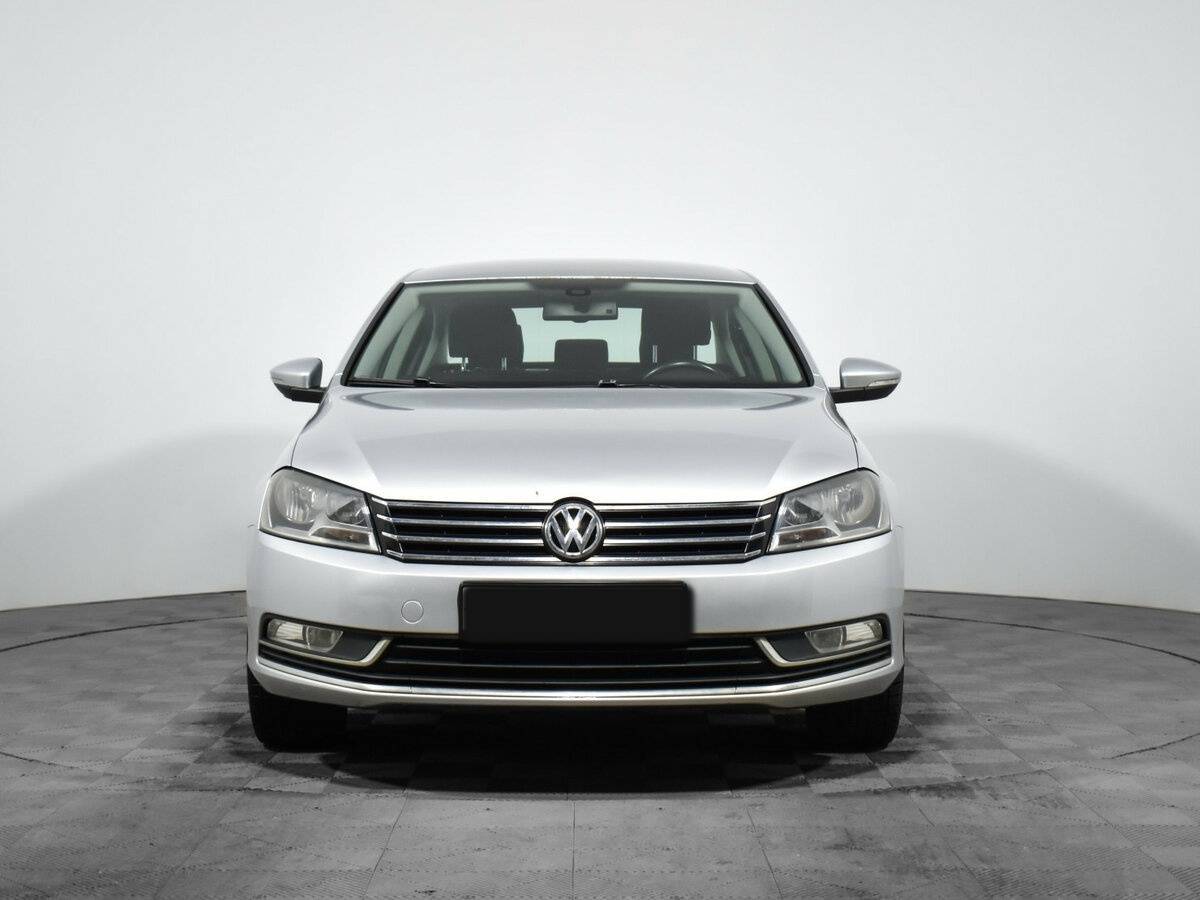 Купить Volkswagen Passat, 2012, 118 702 км.. Фото: #1