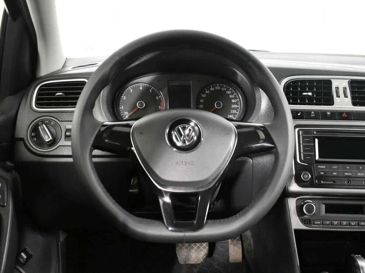 Купить Volkswagen Polo, 2017, 65 000 км.. Фото: #10