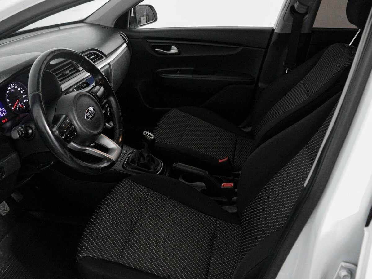 Купить Kia Rio, 2018, 109 699 км.. Фото: #9