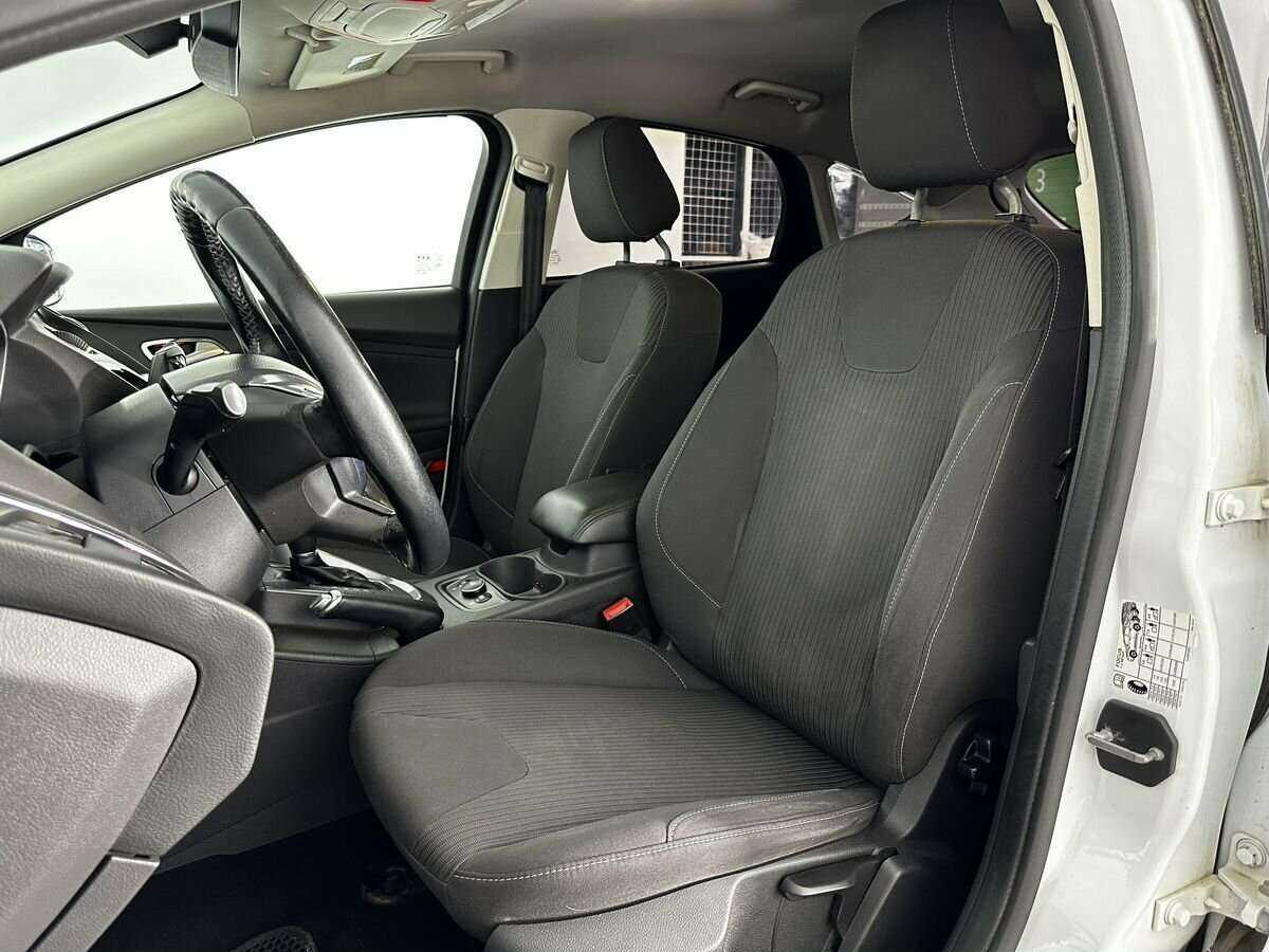 Купить Ford Focus, 2012, 260 179 км.. Фото: #7