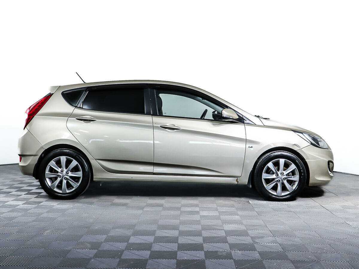 Купить Hyundai Solaris, 2012, 178 384 км.. Фото: #2