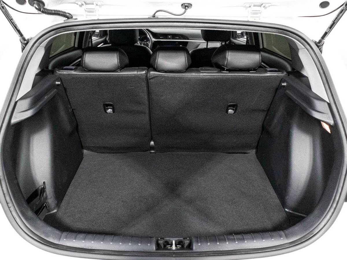 Купить Kia Rio, 2021, 42 113 км.. Фото: #14