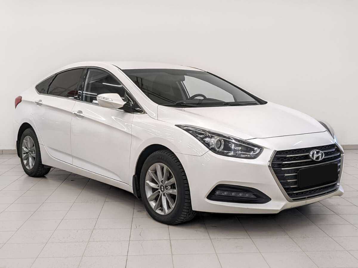 Купить Hyundai i40, 2016, 101 981 км.. Фото: #2