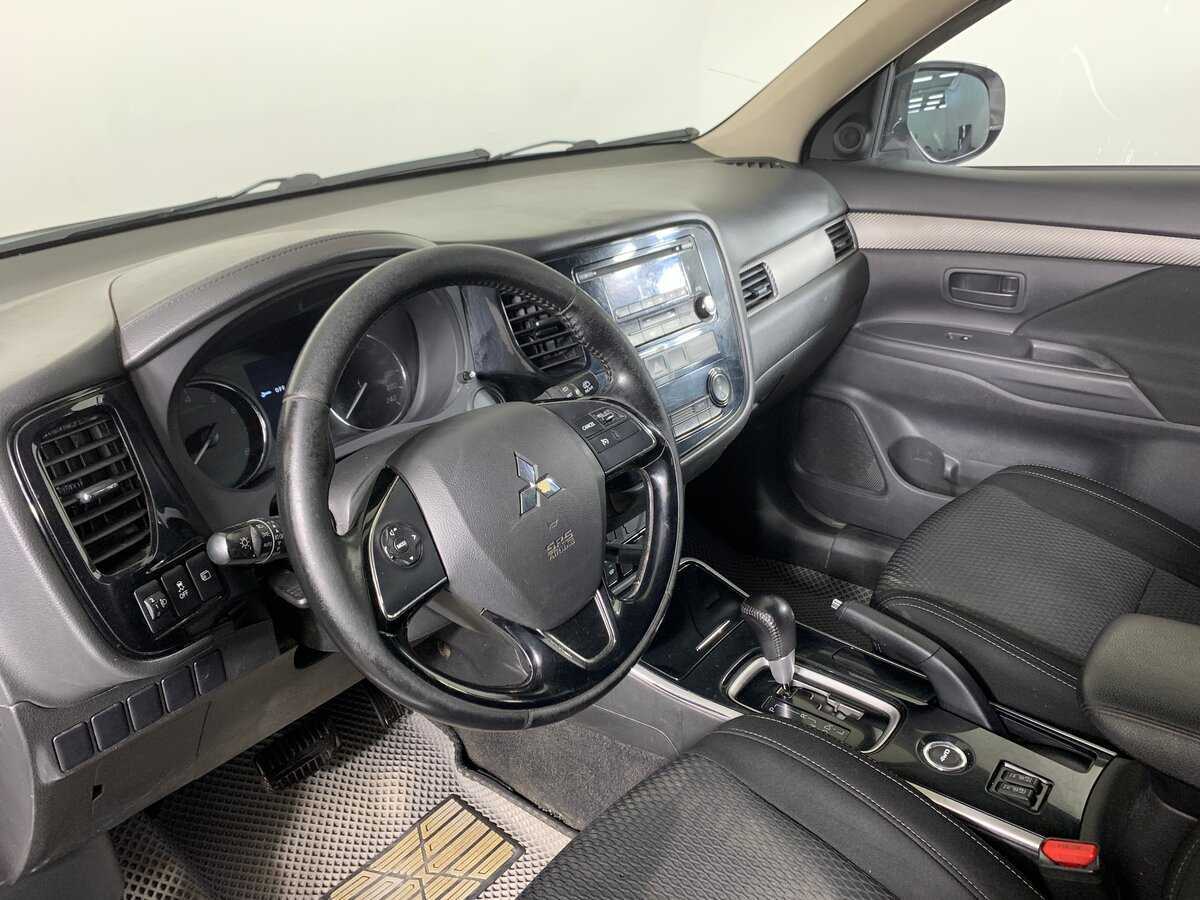 Купить Mitsubishi Outlander, 2017, 275 602 км.. Фото: #11