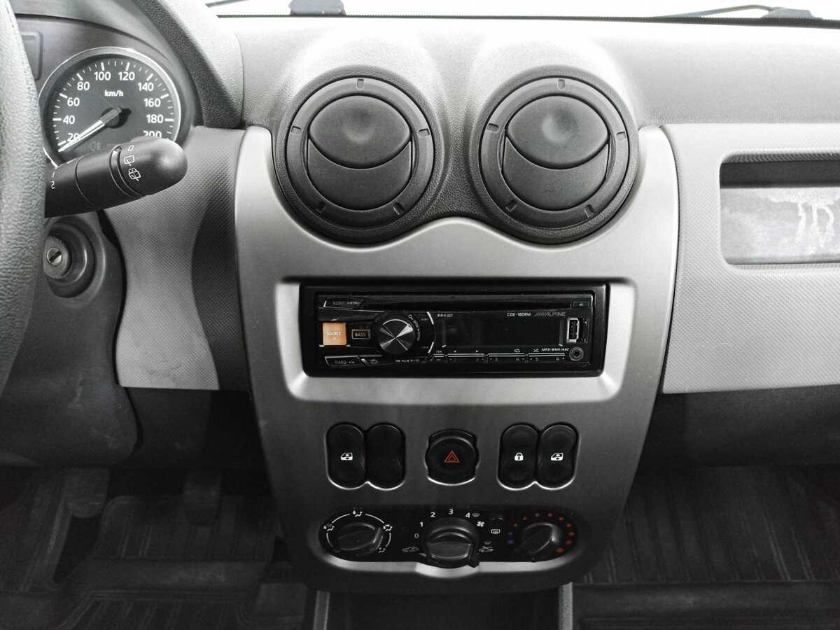 Купить Renault Sandero, 2014, 64 239 км.. Фото: #11