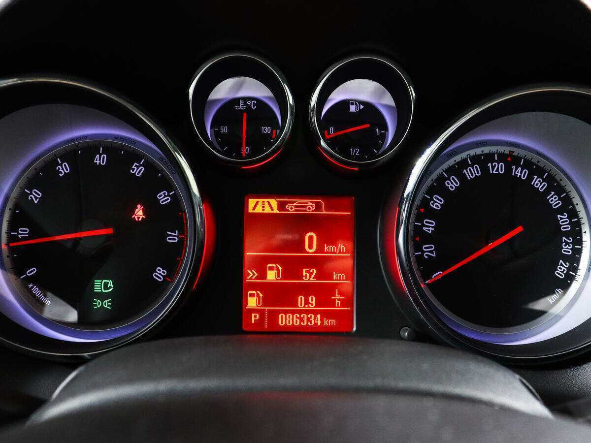 Купить Opel Astra, 2012, 86 297 км.. Фото: #8