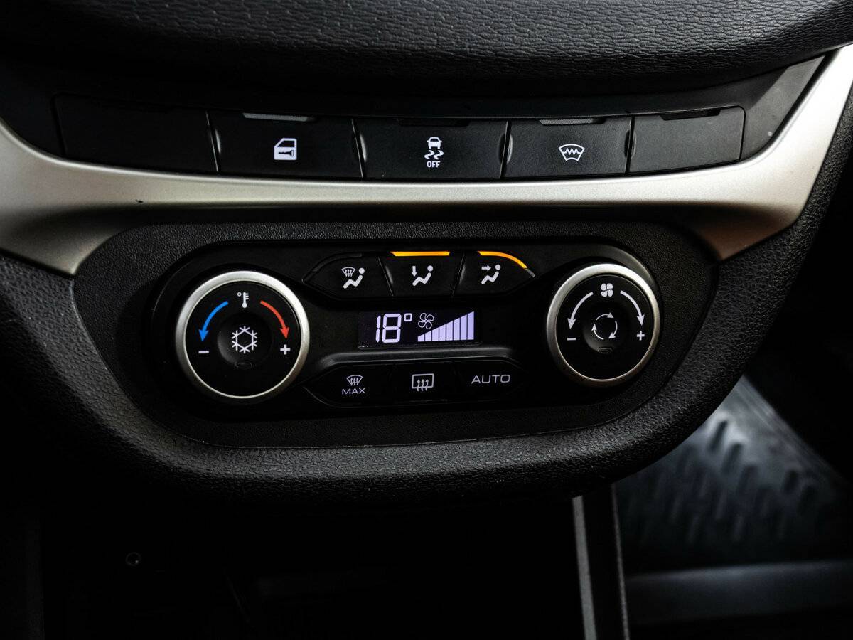 Купить Lada (ВАЗ) Vesta, 2018, 72 753 км.. Фото: #13