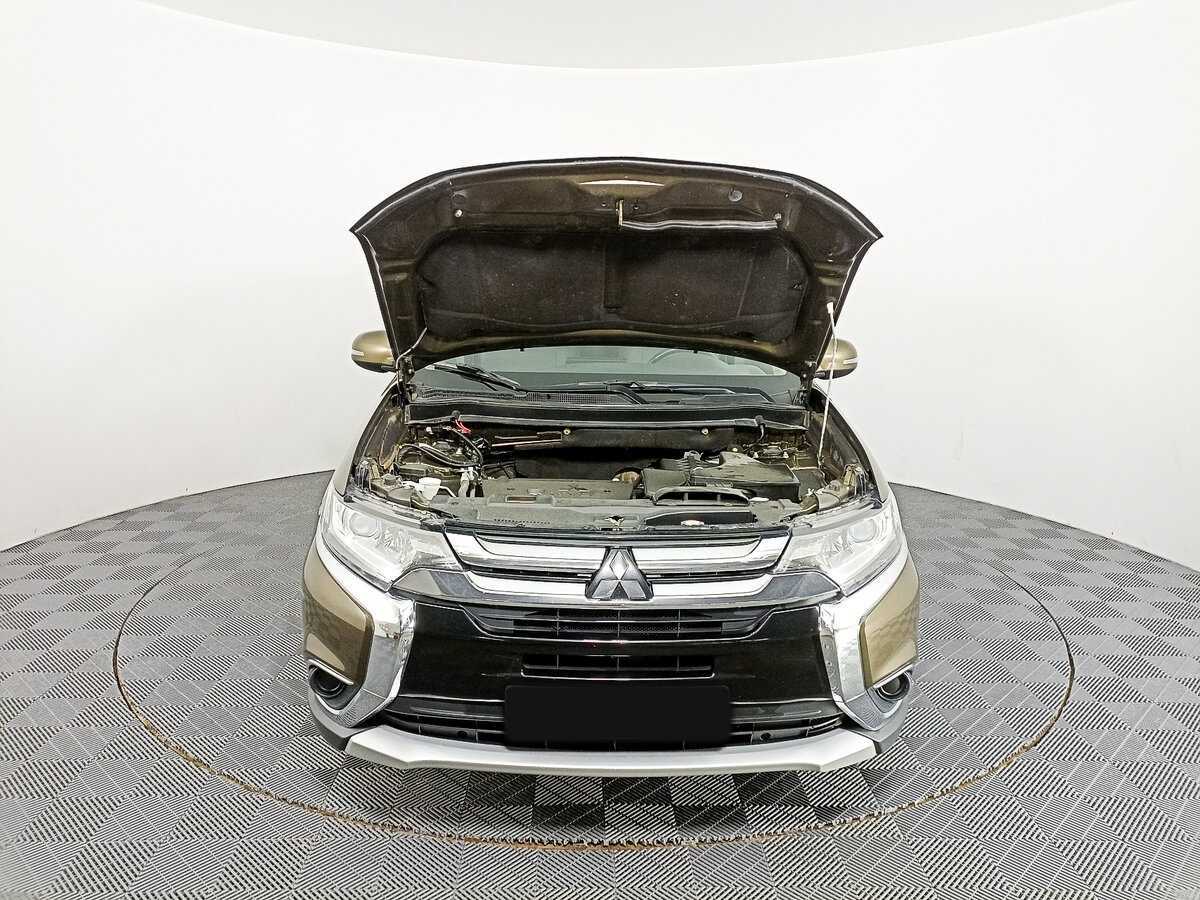 Купить Mitsubishi Outlander, 2018, 163 179 км.. Фото: #7