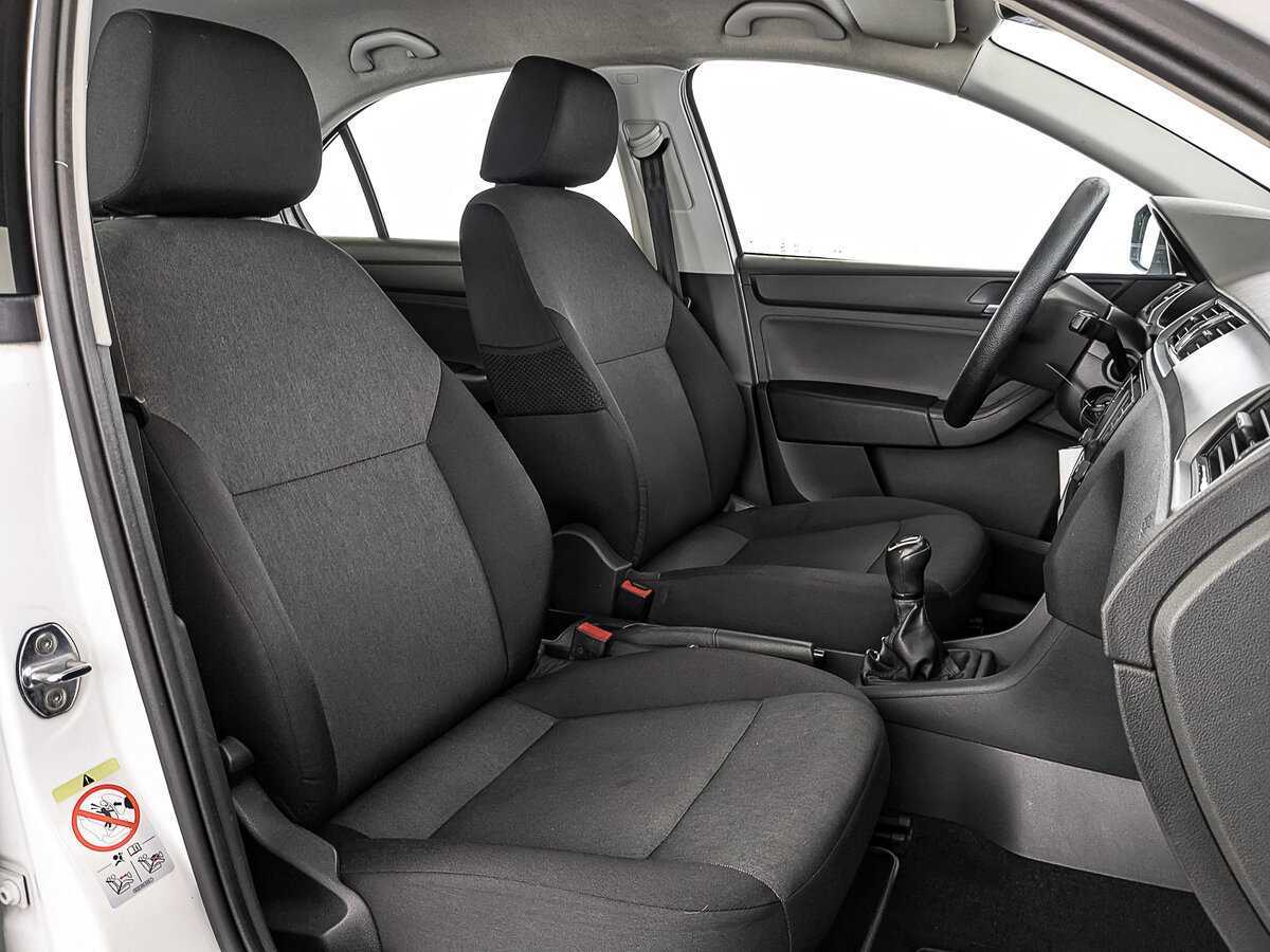 Купить Skoda Rapid, 2017, 209 187 км.. Фото: #23