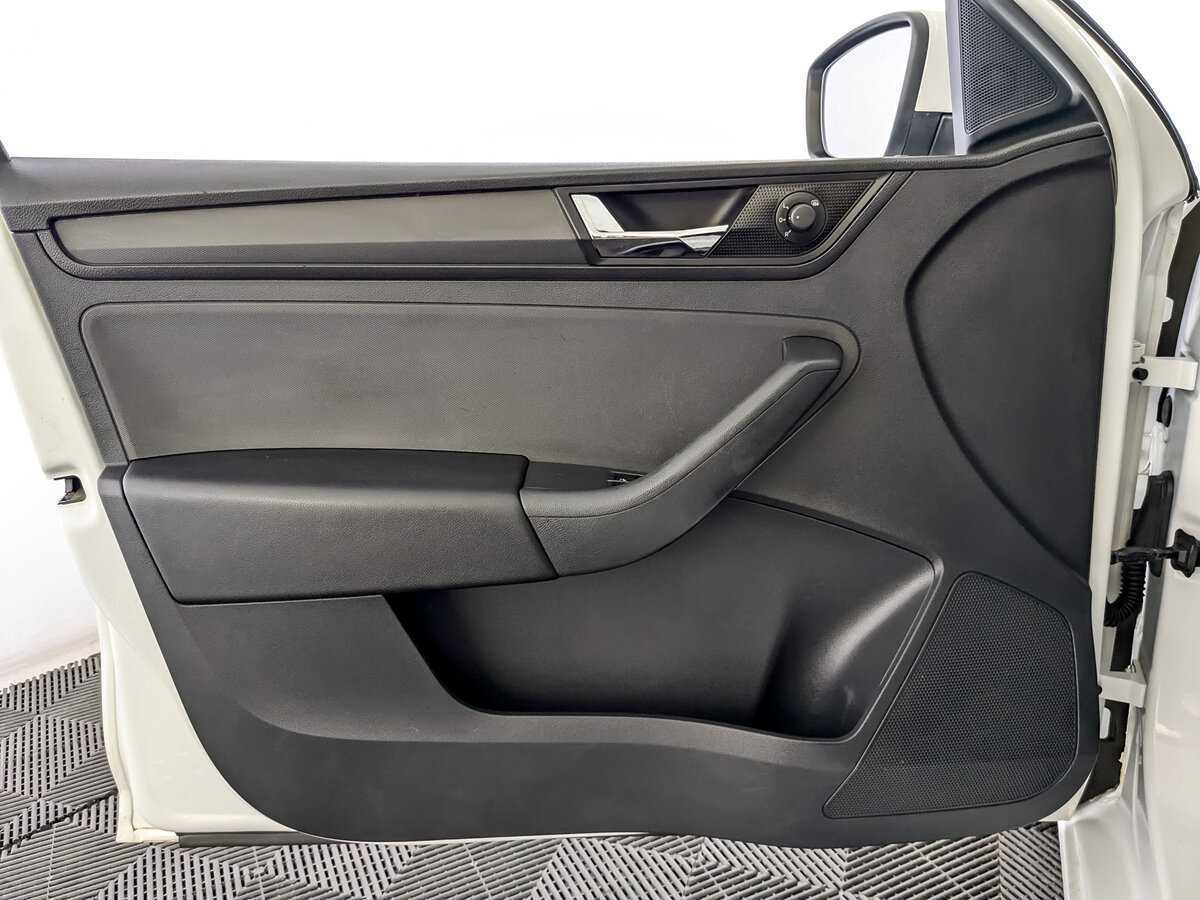 Купить Skoda Rapid, 2019, 184 653 км.. Фото: #13