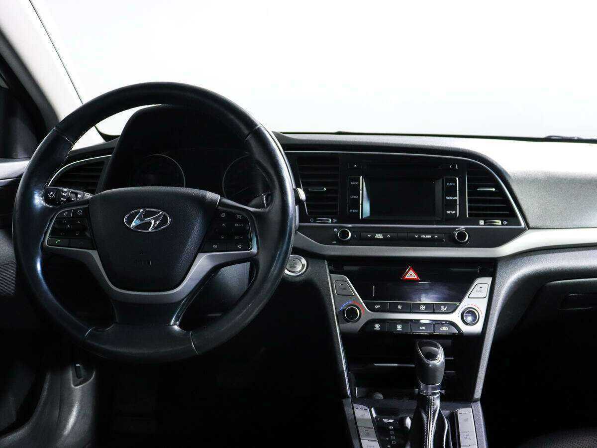 Купить Hyundai Elantra, 2018, 128 900 км.. Фото: #7
