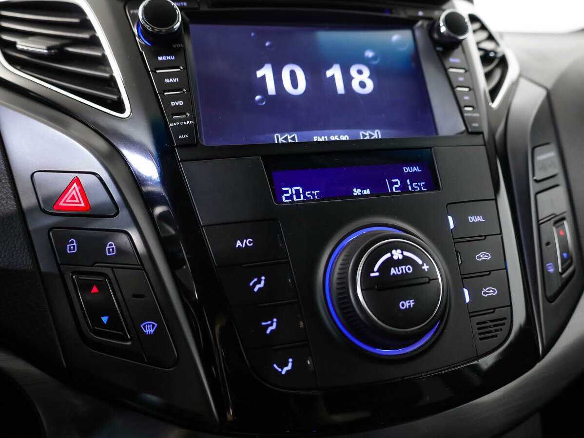 Купить Hyundai i40, 2015, 140 460 км.. Фото: #16