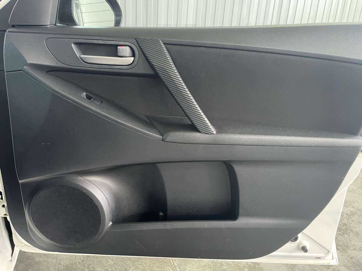 Купить Mazda 3, 2012, 158 551 км.. Фото: #19